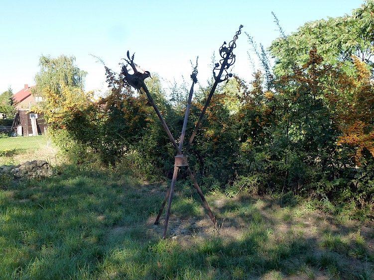 UmDenkmal "Hellebarden zu Rosenstöcken" | © AK "Stadt & Natur erleben" Stadtmarketing Lehrte 